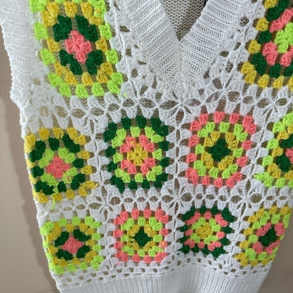 Granny square GREYLIN hand crochet vest NWT size XS - Picture 3 of 7